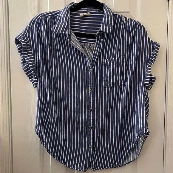 Blue and White Striped Button-Up Shirt - Picture 1 of 4